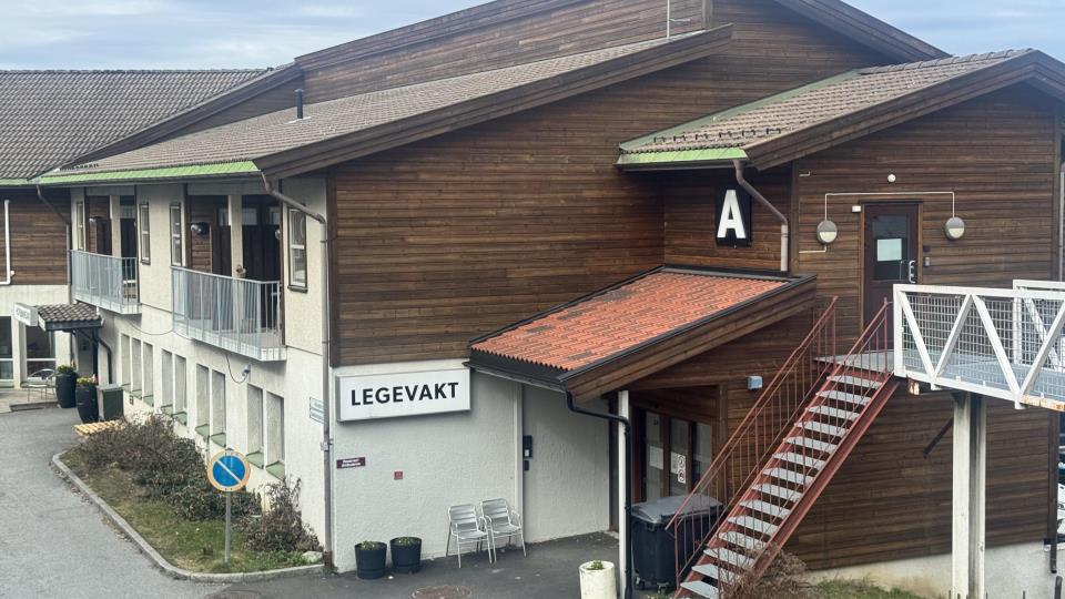 Lenke til artikkel: Kunstig intelligens på legevakten: – Gir bedre journaler og mer åpen dialog med pasientene